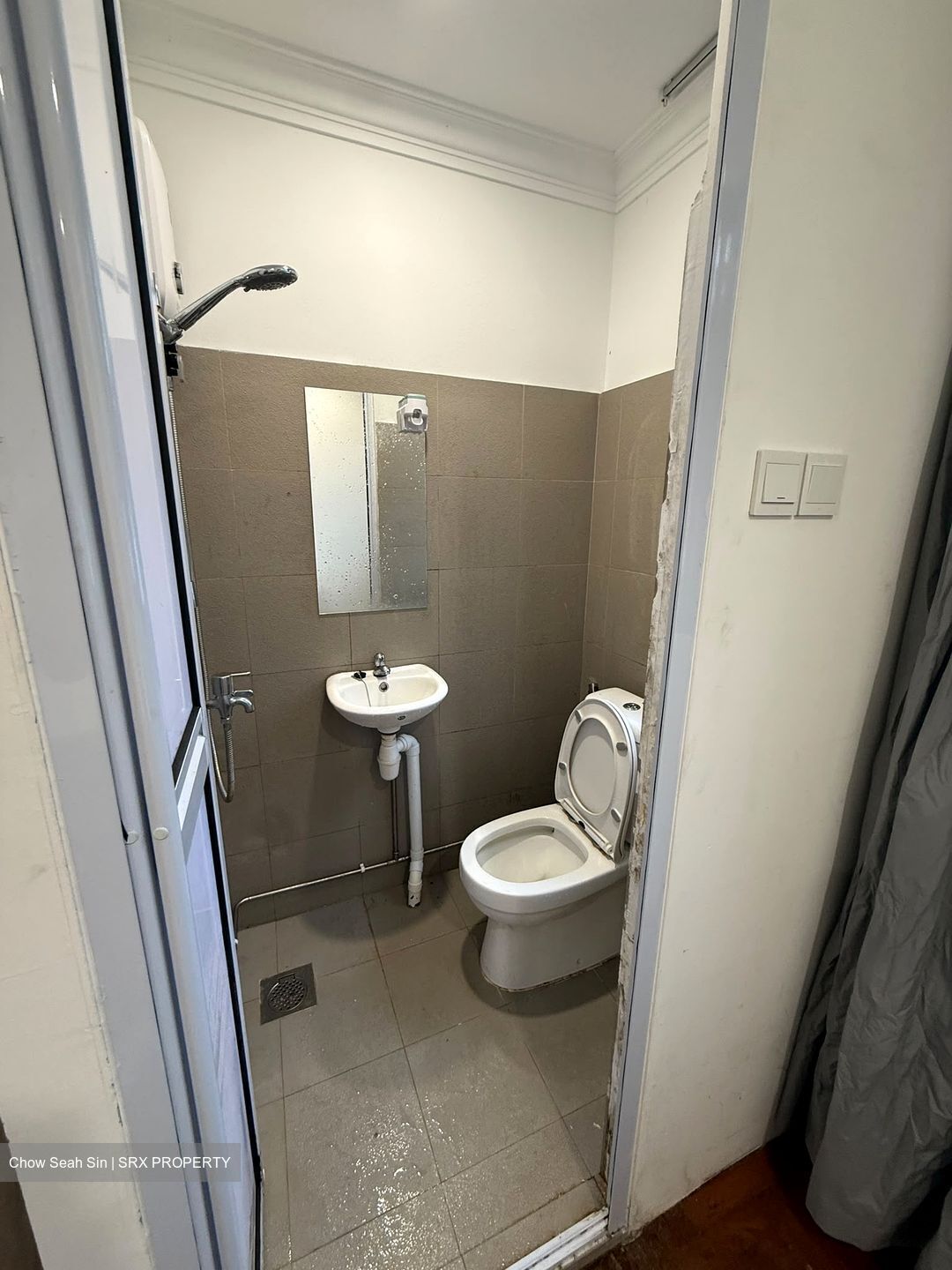 Ceylon Road (D15), Terrace #597584591